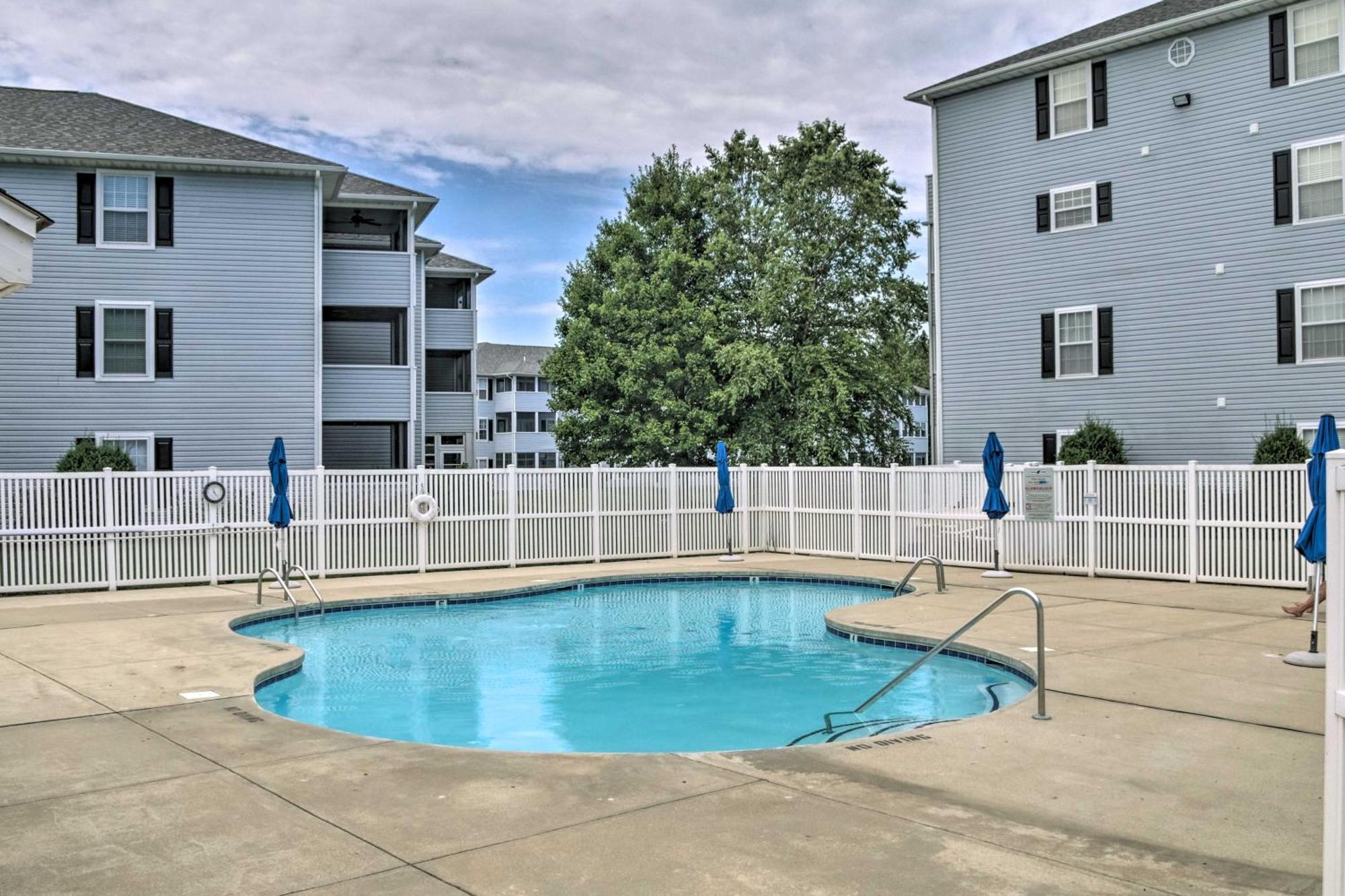 Luxe Updated Resort Escape Less Than 2 Mi To Rehoboth Beach Exterior photo